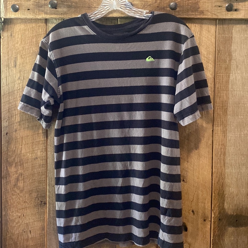 Quicksilver shirt